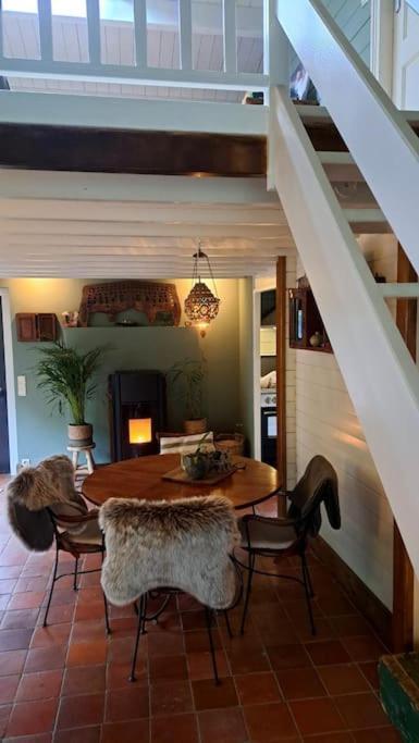 Comfortable In A Unique Location In Forest Chalet