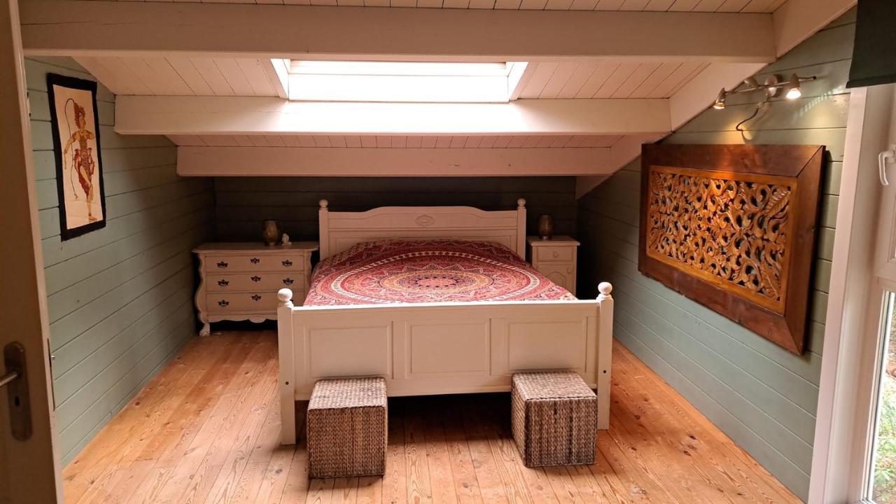 Chalet Comfortable In A Unique Location In Forest Essen